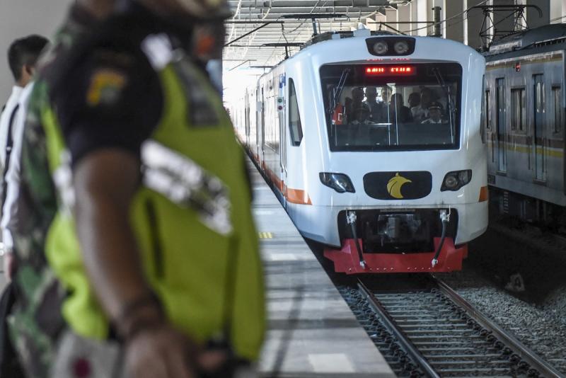 Sepi Peminat, Kereta Bandara Obral Harga Tiket